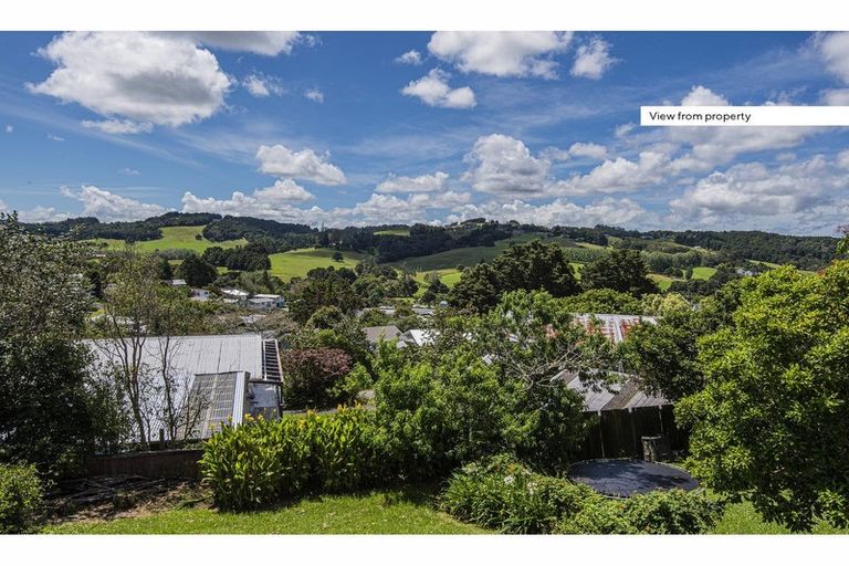 Photo of property in 16 Ascot Avenue, Te Kamo, Whangarei, 0112