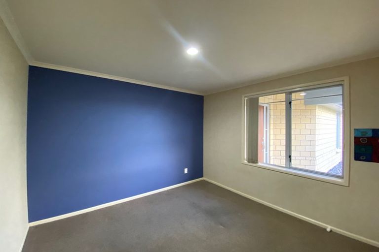 Photo of property in 19 Innswood Place, Rototuna North, Hamilton, 3210