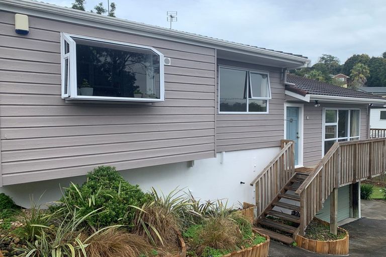Photo of property in 2/18 Elliott Avenue, Bayview, Auckland, 0629