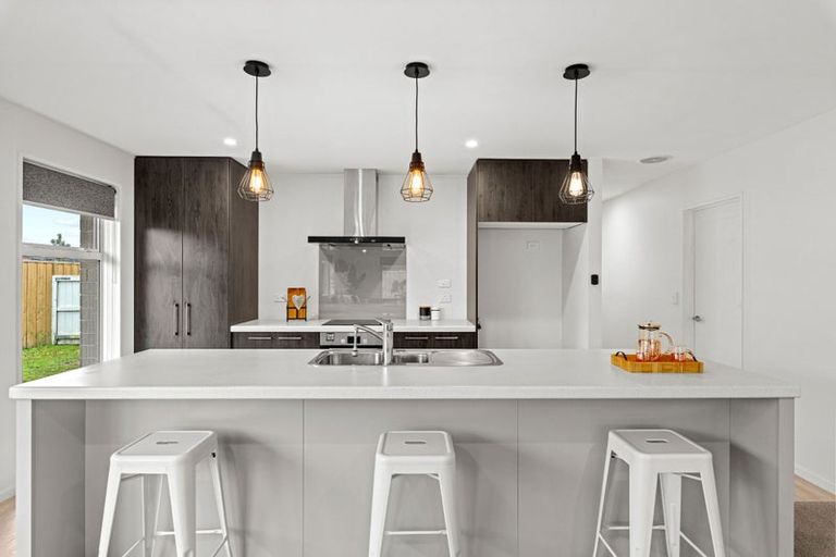 Photo of property in 6 Longcot Drive, Rolleston, 7615