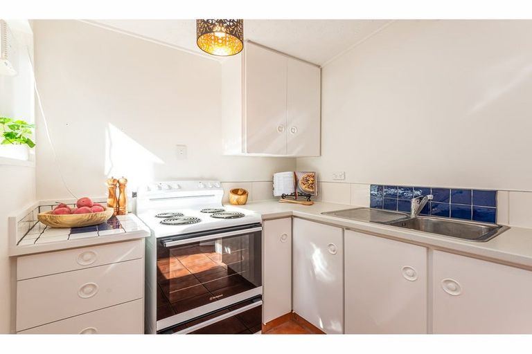Photo of property in 1/44 Alexandra Street, Richmond, Christchurch, 8013