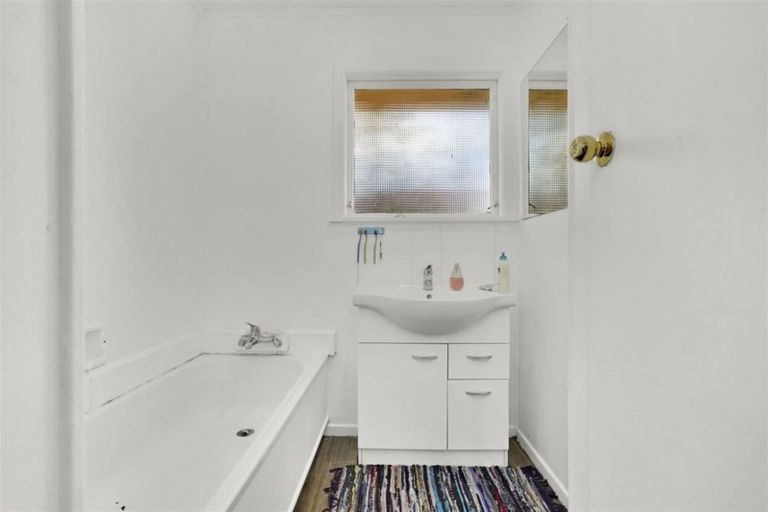 Photo of property in 2 Lovelock Place, Chartwell, Hamilton, 3210