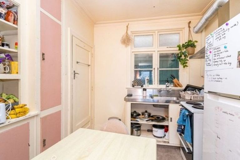 Photo of property in 666 Great King Street, North Dunedin, Dunedin, 9016