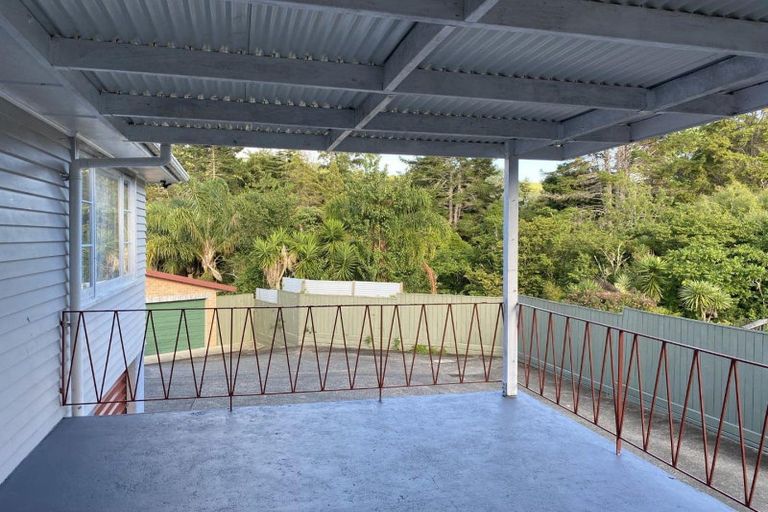 Photo of property in 142 Western Hills Drive, Kensington, Whangarei, 0112