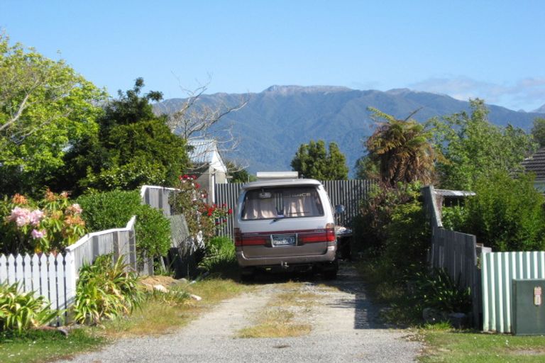 Photo of property in 72/74 Wakefield Street, Westport, 7825