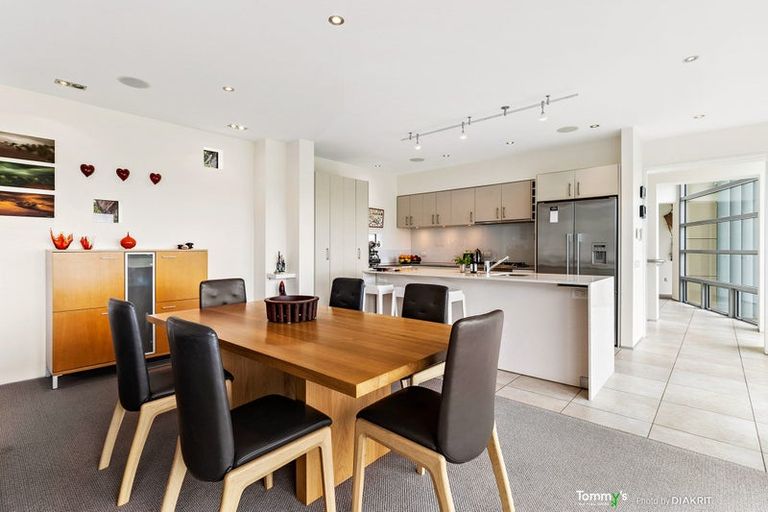 Photo of property in 61 Burnham Street, Seatoun, Wellington, 6022