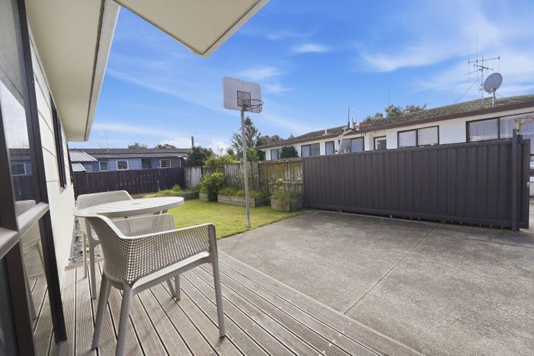 Photo of property in 4b Topaz Drive, Papamoa Beach, Papamoa, 3118