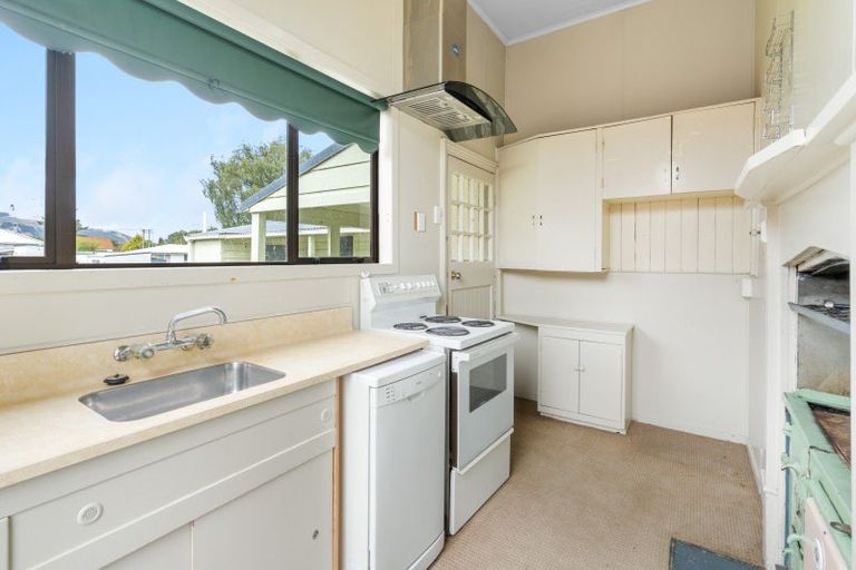 Photo of property in 59 Johnson Street, Milton, 9220