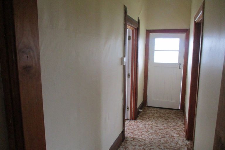 Photo of property in 8 Pirie Street, Palmerston North, 4410