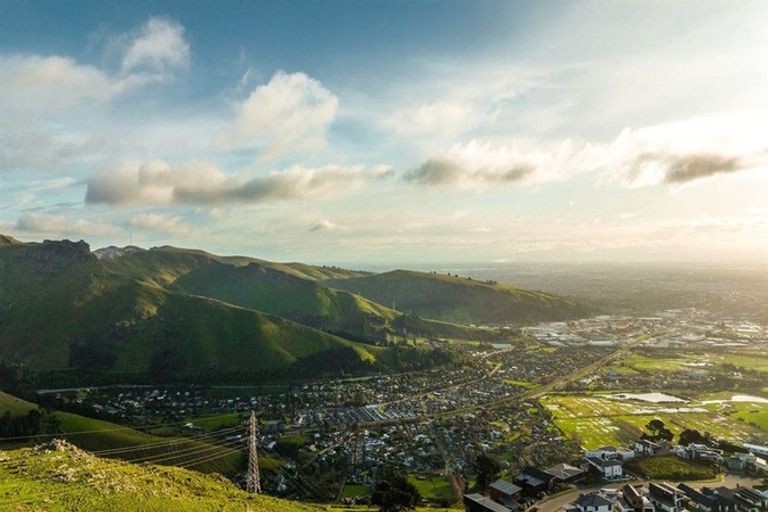 Photo of property in 395 Upper Major Hornbrook Road, Mount Pleasant, Christchurch, 8081