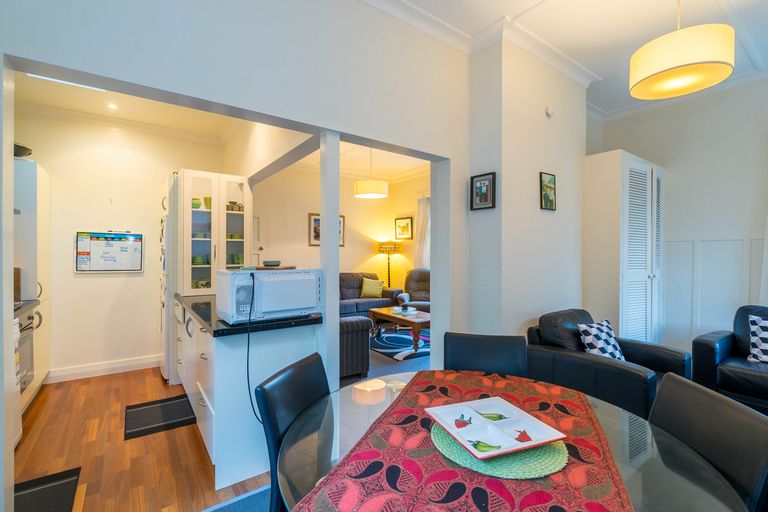 Photo of property in 118 Bedford Street, Saint Clair, Dunedin, 9012