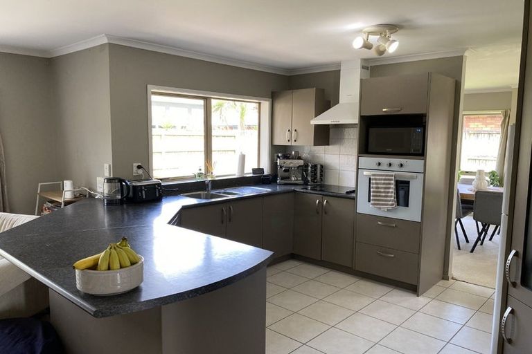 Photo of property in 7 Whitford Place, Rototuna North, Hamilton, 3210