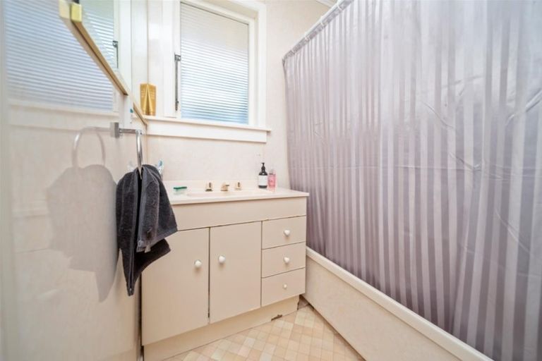 Photo of property in 48 Ramanui Avenue, Hawera, 4610