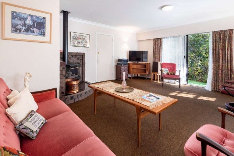 Photo of property in 22 O'halloran Road, Howick, Auckland, 2014