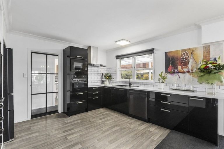 Photo of property in 1 Columba Place, Matua, Tauranga, 3110