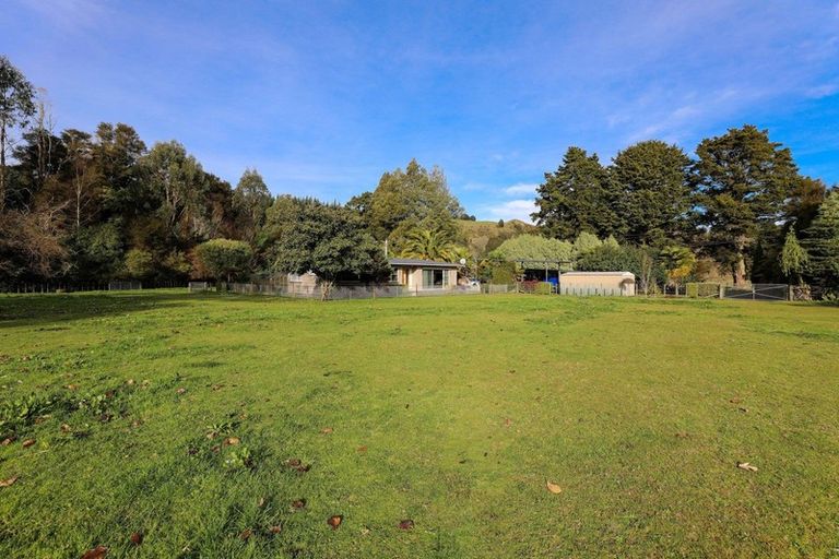 Photo of property in 12 Blair Road, Taumarunui, 3992