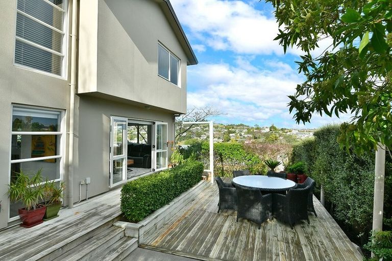 Photo of property in 7 Carento Way, Stanmore Bay, Whangaparaoa, 0932