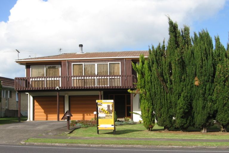 Photo of property in 72 Prince Regent Drive, Half Moon Bay, Auckland, 2012
