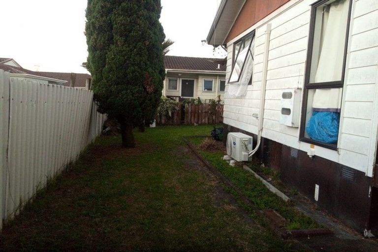Photo of property in 2/19 Dunstan Place, Otara, Auckland, 2023