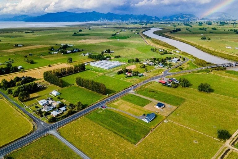 Photo of property in 1462 State Highway 25, Pipiroa, Ngatea, 3597