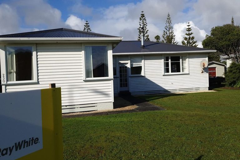 Photo of property in 230 Sewell Street, Hokitika, 7810