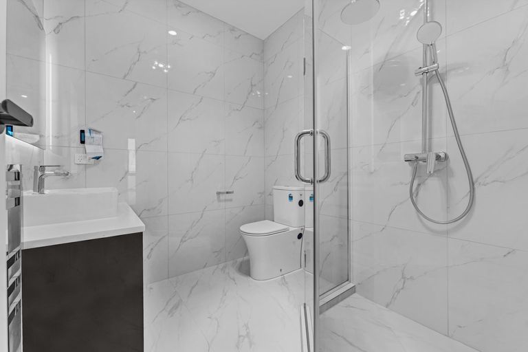 Photo of property in 31 Korowhiti Road, Clarks Beach, 2122