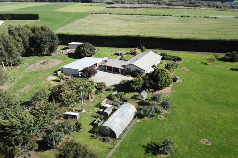Photo of property in 143 Price Road, Branxholme, Invercargill, 9874