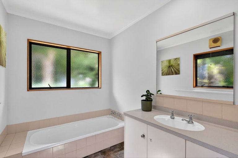 Photo of property in 83 Joll Road, Havelock North, 4130