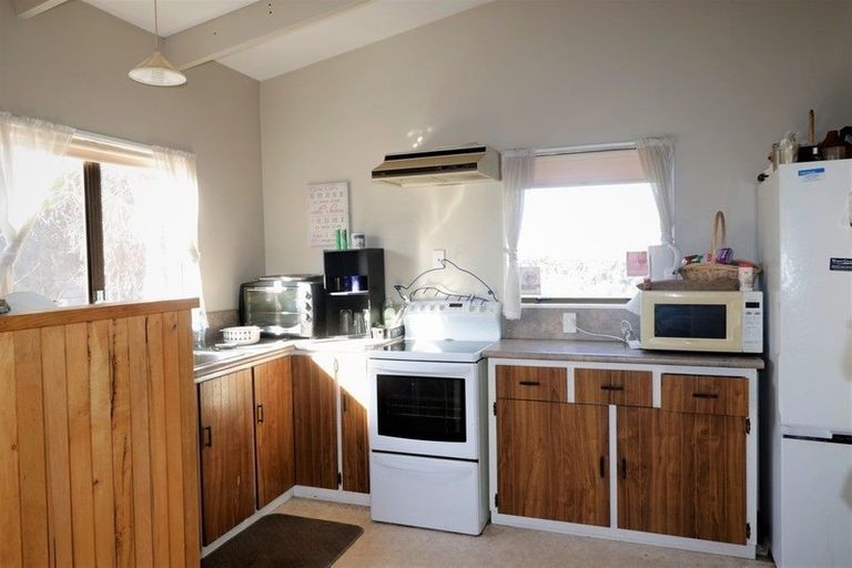 Photo of property in 2 Egmont Street, Castlecliff, Whanganui, 4501