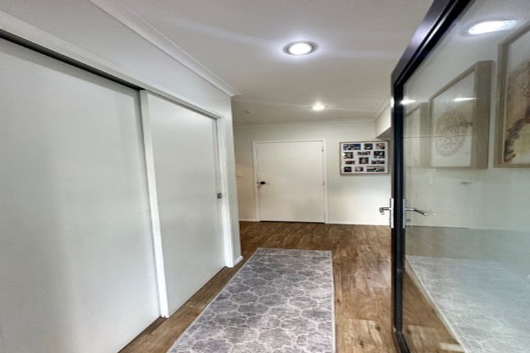 Photo of property in 17 Tercel Place, Sunnyhills, Auckland, 2010