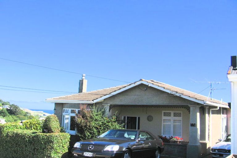 Photo of property in 137 Seatoun Heights Road, Miramar, Wellington, 6022