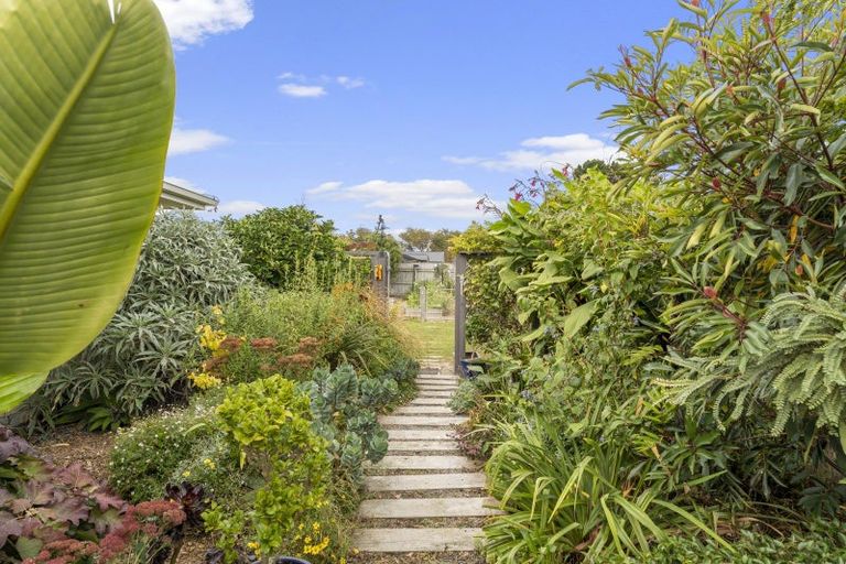 Photo of property in 197 Rangiuru Road, Otaki, 5512