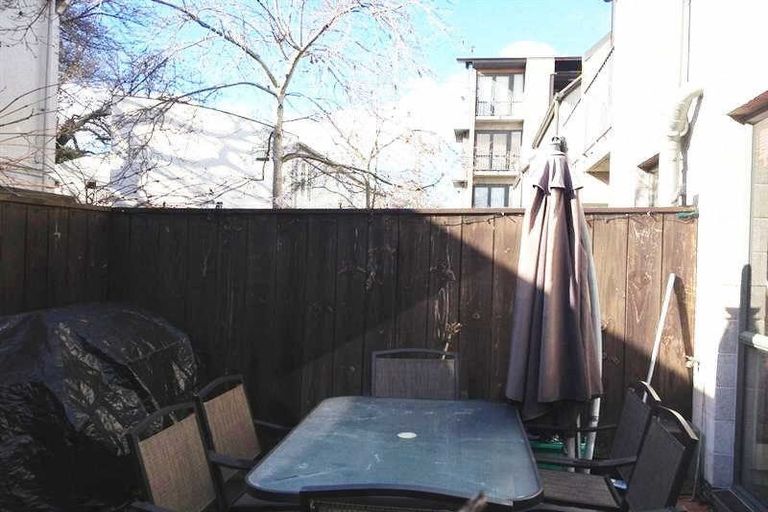 Photo of property in 4/868 Colombo Street, Christchurch Central, Christchurch, 8013