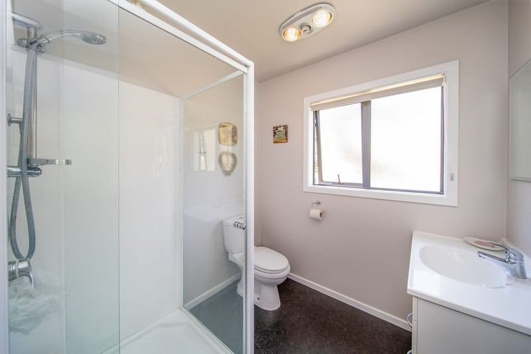 Photo of property in 60 Shields Street, Clyde, 9330