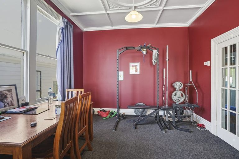 Photo of property in 10 Argyle Street, Mornington, Dunedin, 9011