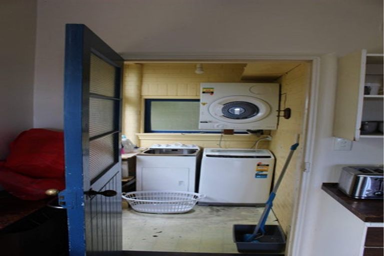 Photo of property in 60 Queen Street, North Dunedin, Dunedin, 9016