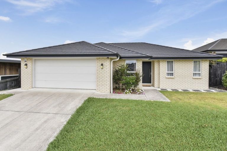 Photo of property in 12 Kilbryde Crescent, Pokeno, 2402