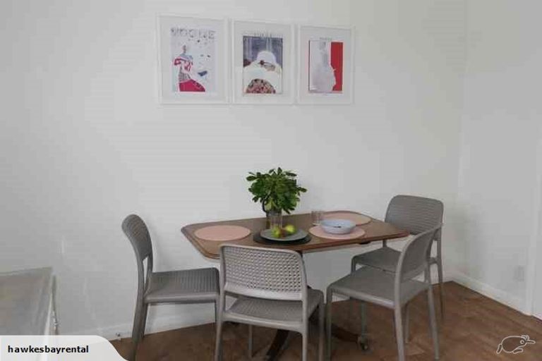 Photo of property in 4/541 Marine Parade, Napier South, Napier, 4110