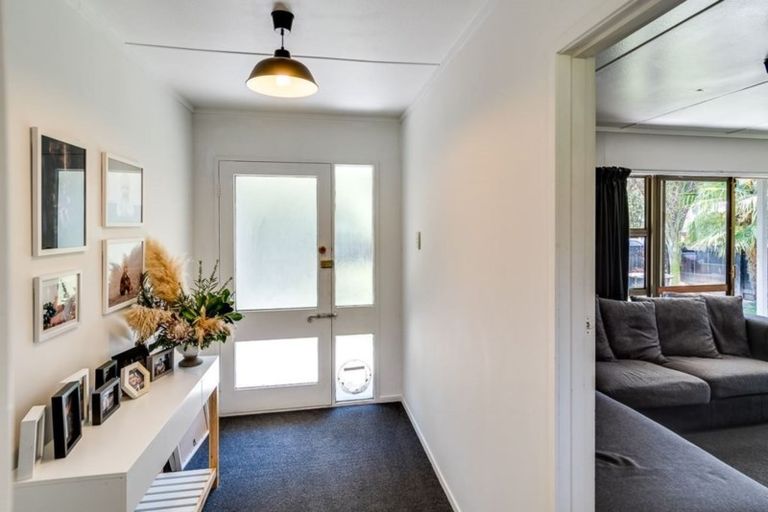 Photo of property in 35 Shaw Road, Eskdale, Napier, 4182