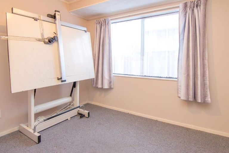 Photo of property in 45 Lockhart Avenue, Milson, Palmerston North, 4414