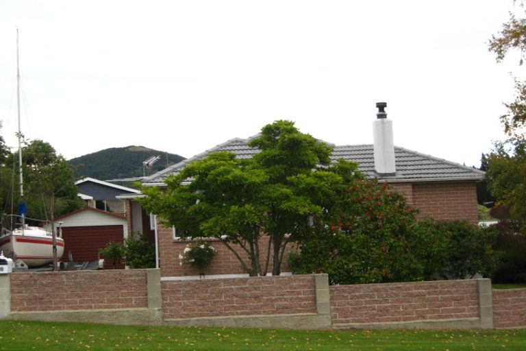 Photo of property in 30 Howorth Road, Fairfield, Dunedin, 9018