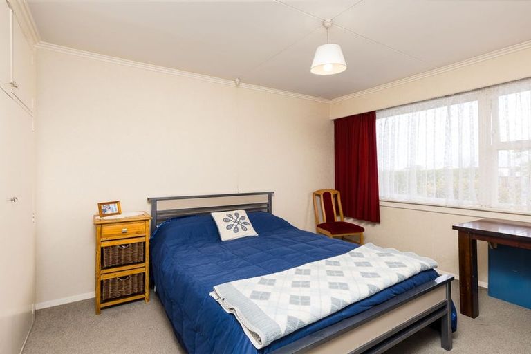 Photo of property in 16 Opie Street, Waimate, 7924