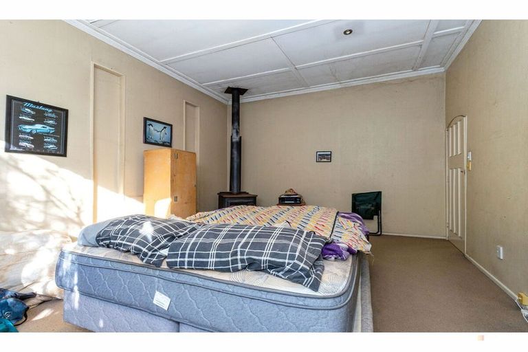 Photo of property in 1 Clifton Terrace, West End, Timaru, 7910