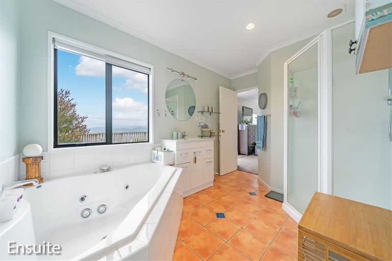 Photo of property in 85 Cypress Drive, Maungaraki, Lower Hutt, 5010