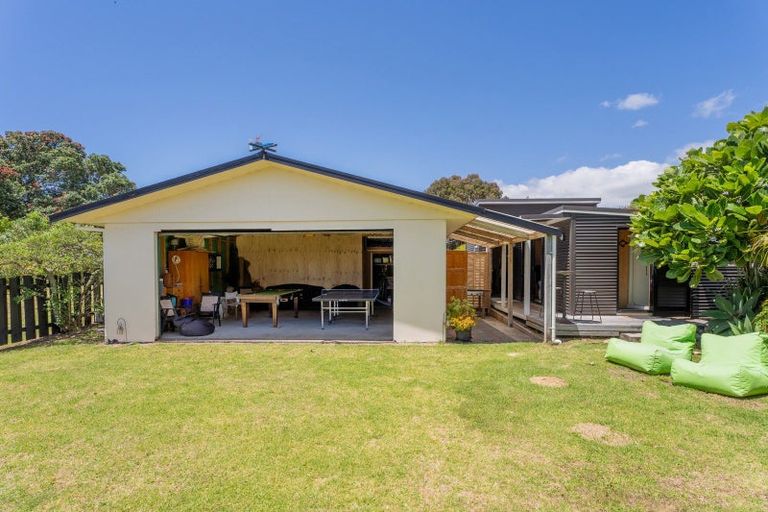 Photo of property in 174 Captain Cook Road, Cooks Beach, Whitianga, 3591