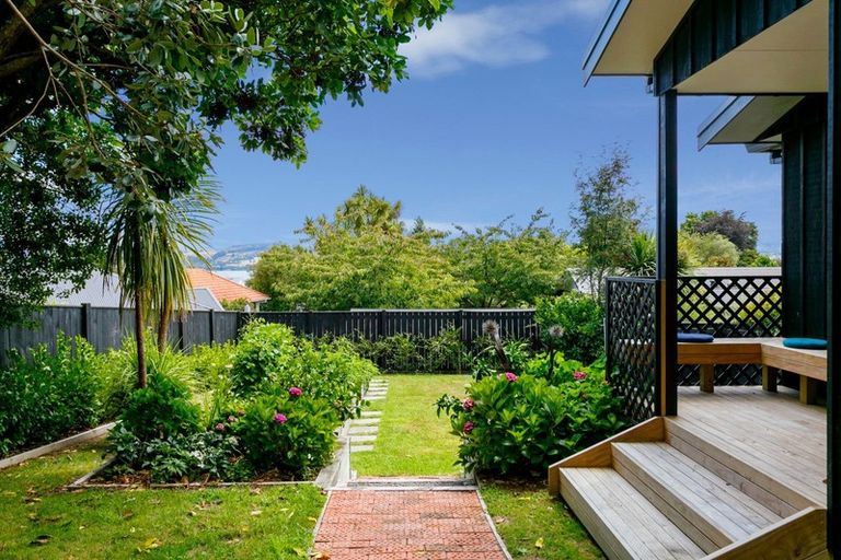 Photo of property in 27 Chesham Avenue, Waipahihi, Taupo, 3330