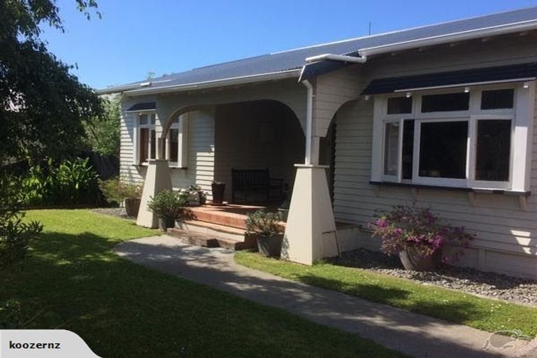 Photo of property in 8 Tawa Street, Tokomaru, Palmerston North, 4474