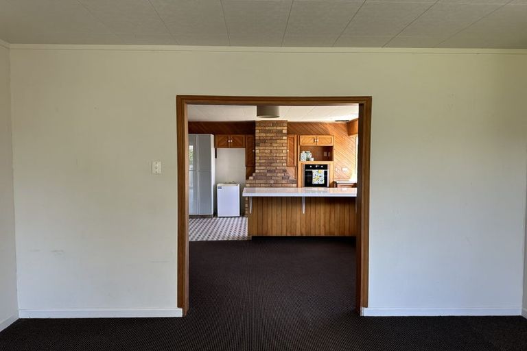 Photo of property in 25 Pyle Road West, One Tree Point, 0118