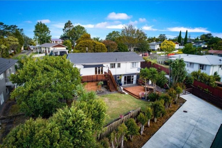 Photo of property in 53 Allington Road, Massey, Auckland, 0614
