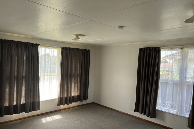Photo of property in 7 Awatea Street, Levin, 5510